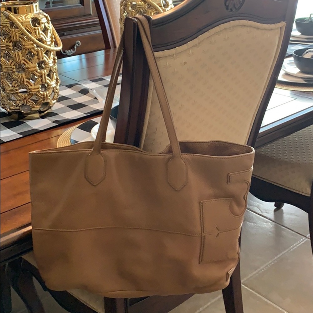 🔥🔥Tory Burch Leather Tote🔥🔥